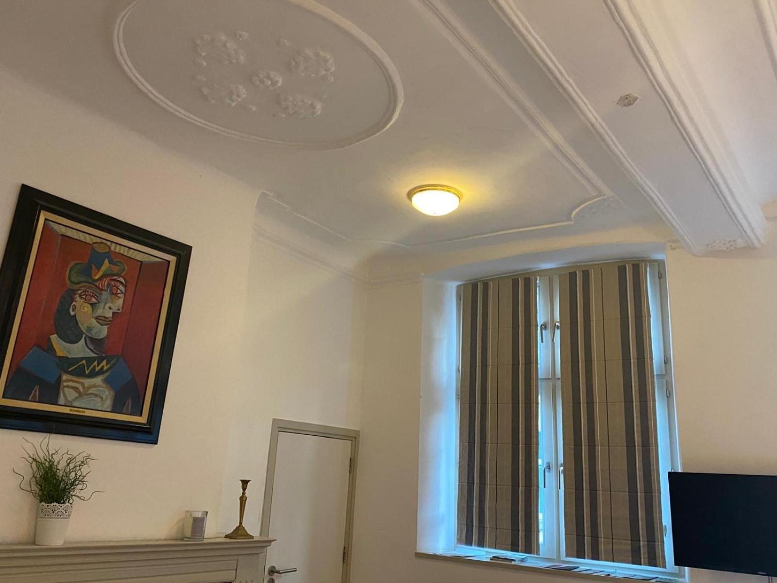 Les Roques Apartments In Historical Monastery Дюрби Екстериор снимка