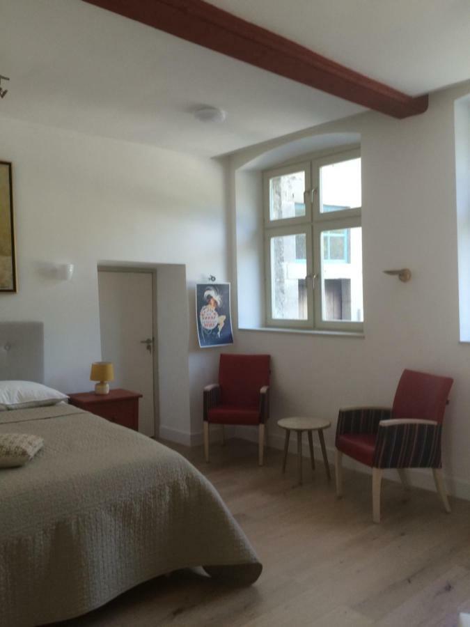 Les Roques Apartments In Historical Monastery Дюрби Екстериор снимка